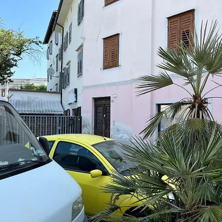 Art Residency Borgo Castello 아파트